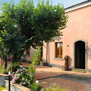 Bed & Breakfast La Corte Di Bafè Slow Life, Zafferana Etnea